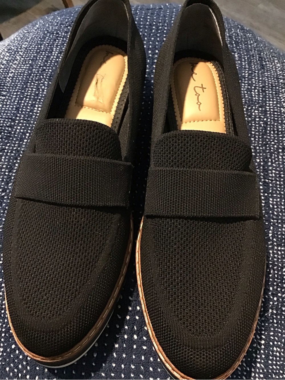 me too Black Knit Slip-On Loafers